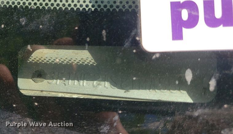 image for item DQ0511 2001 Ford F250 Super Duty  pickup truck