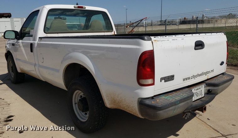 image for item DQ0512 2001 Ford F250 Super Duty  pickup truck