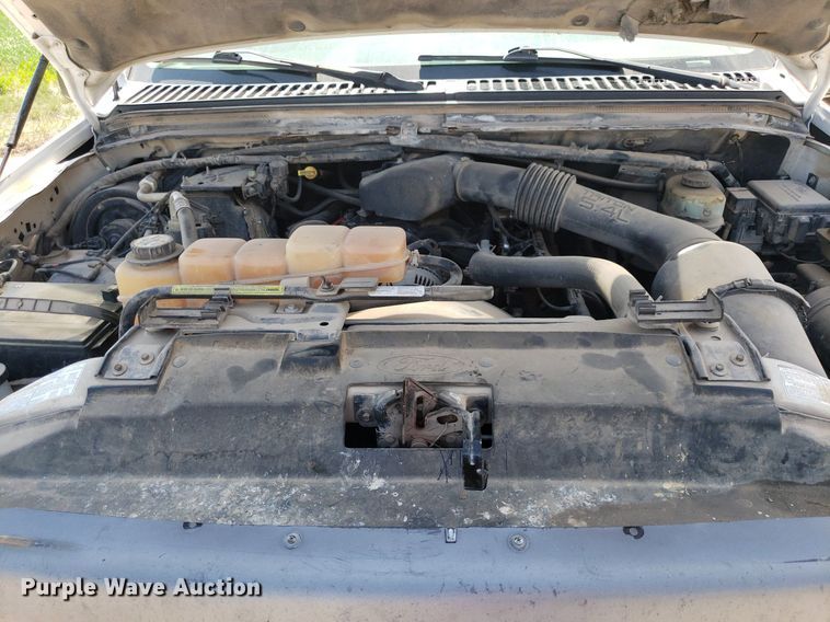 image for item DQ0512 2001 Ford F250 Super Duty  pickup truck