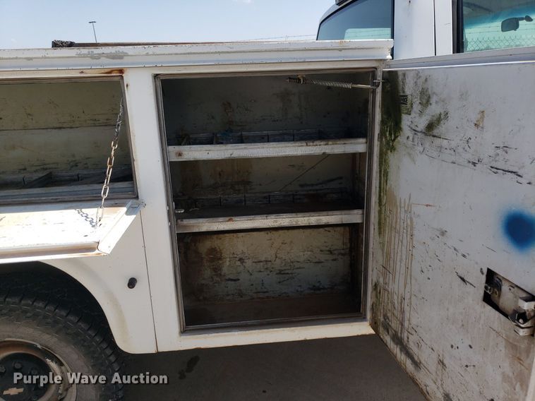 image for item DQ0513 1998 Chevrolet C2500HD  utility bed pickup truck