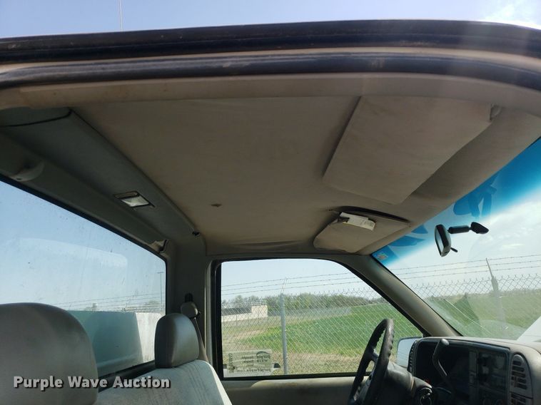 image for item DQ0513 1998 Chevrolet C2500HD  utility bed pickup truck