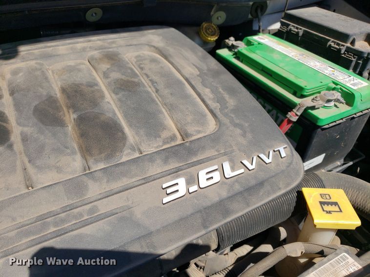 image for item DQ0514 2011 Chrysler Town & Country  van