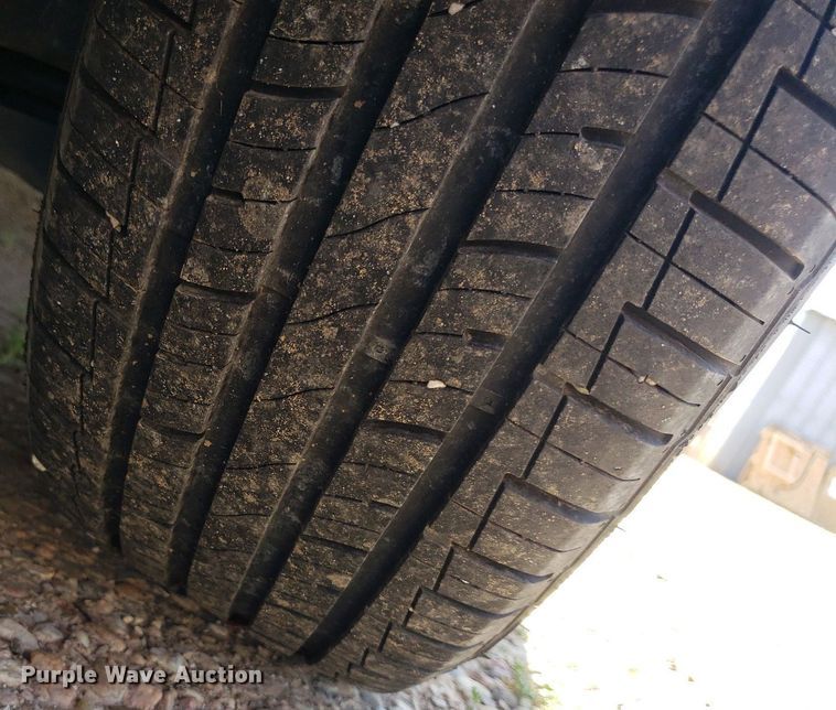 image for item DQ0514 2011 Chrysler Town & Country  van