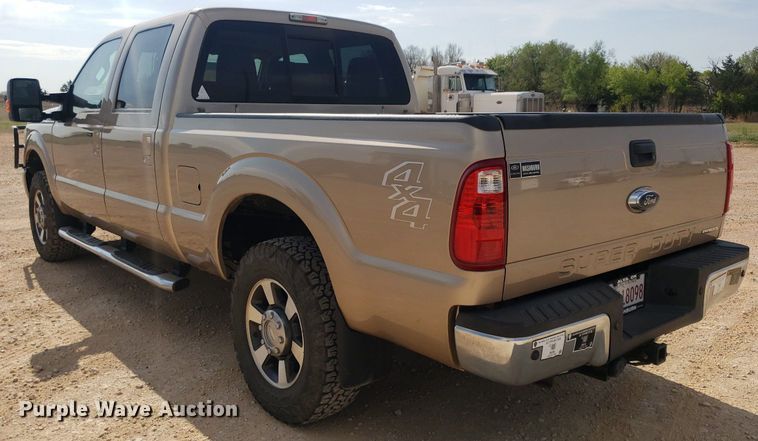 image for item DQ0561 2013 Ford F250 Super Duty Lariat  Crew Cab pickup truck