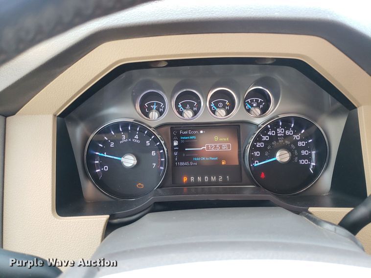 image for item DQ0561 2013 Ford F250 Super Duty Lariat  Crew Cab pickup truck