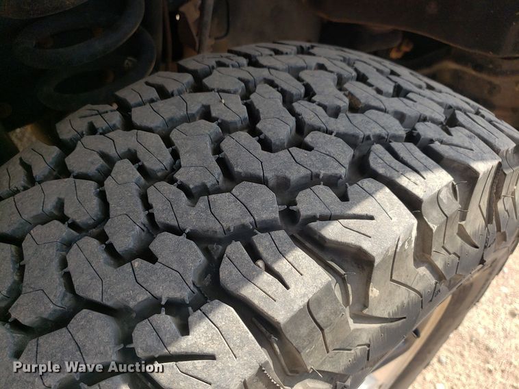 image for item DQ0561 2013 Ford F250 Super Duty Lariat  Crew Cab pickup truck