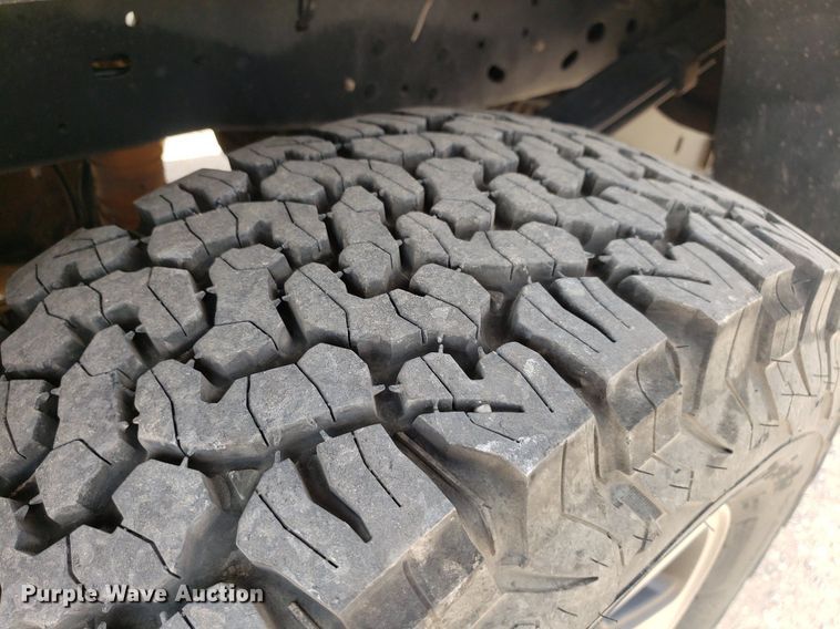 image for item DQ0561 2013 Ford F250 Super Duty Lariat  Crew Cab pickup truck