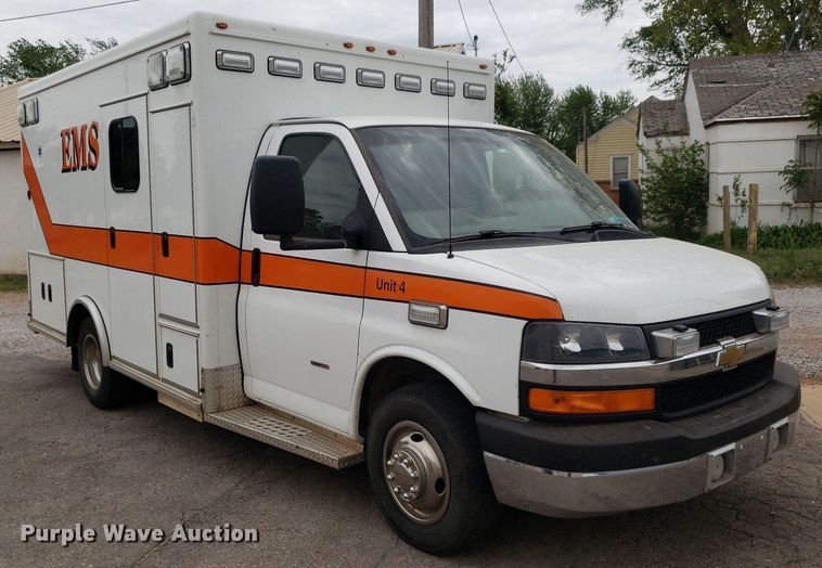 image for item DQ0564 2009 Chevrolet Express  ambulance