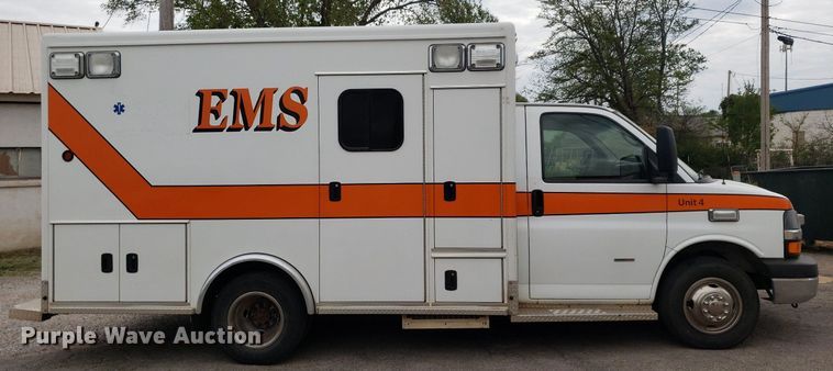 image for item DQ0564 2009 Chevrolet Express  ambulance