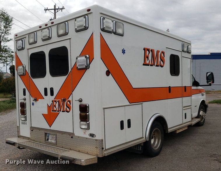 image for item DQ0564 2009 Chevrolet Express  ambulance