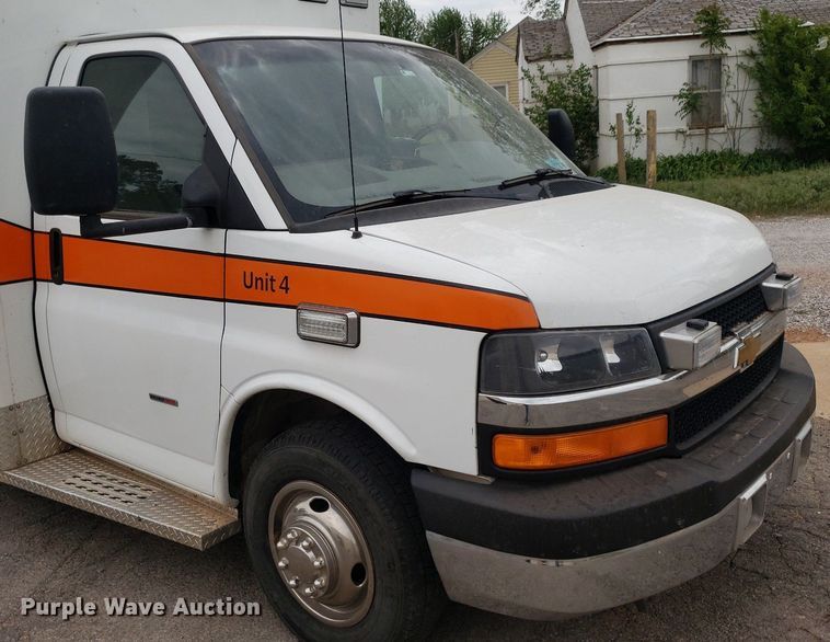 image for item DQ0564 2009 Chevrolet Express  ambulance