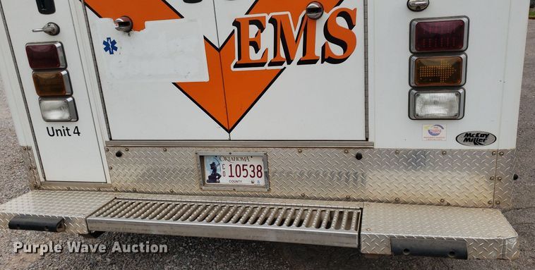 image for item DQ0564 2009 Chevrolet Express  ambulance