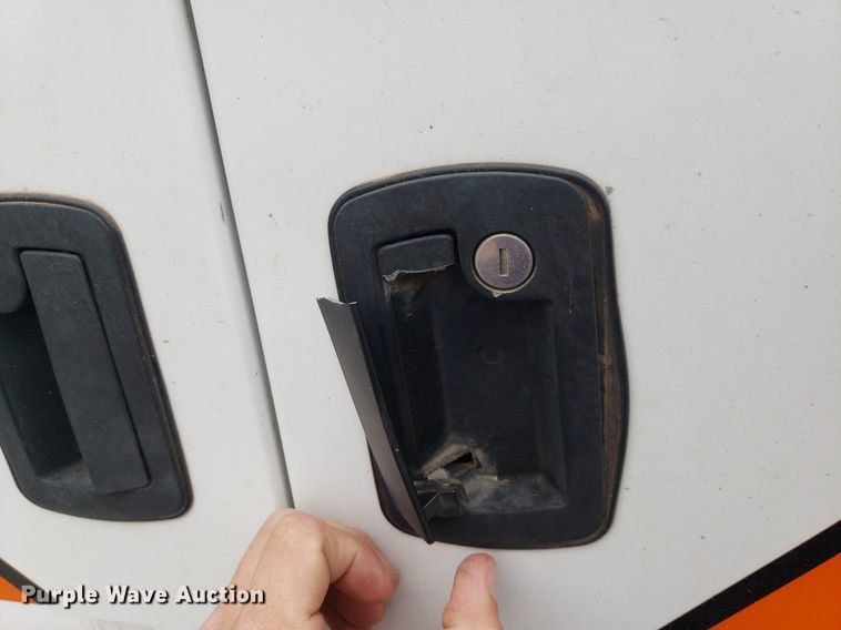 image for item DQ0564 2009 Chevrolet Express  ambulance