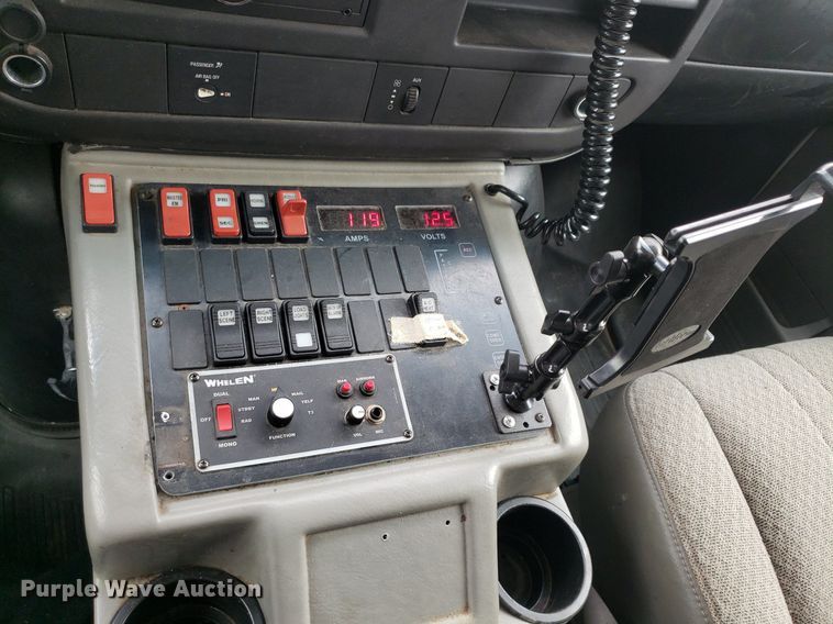 image for item DQ0564 2009 Chevrolet Express  ambulance