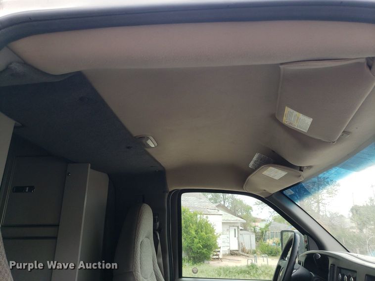 image for item DQ0564 2009 Chevrolet Express  ambulance