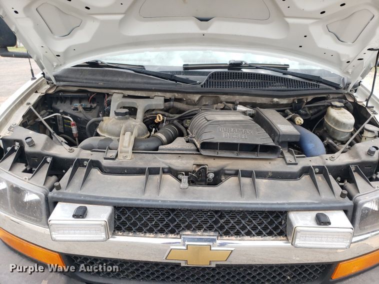 image for item DQ0564 2009 Chevrolet Express  ambulance