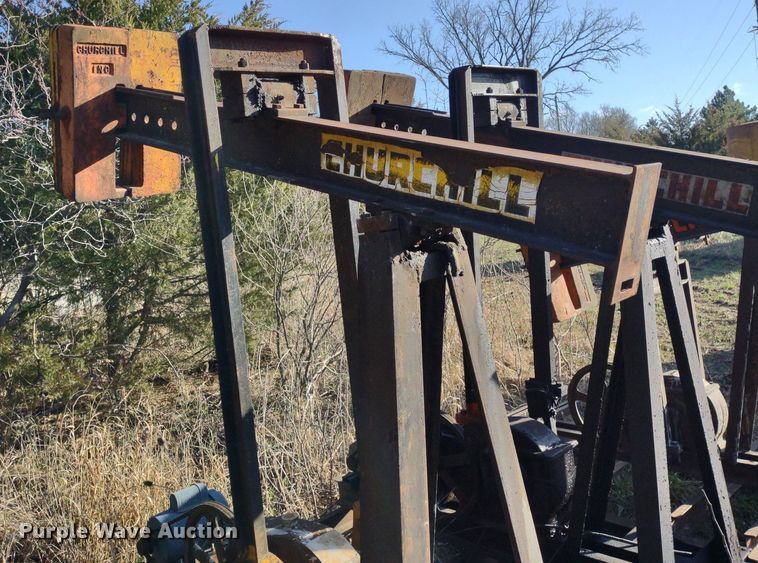 image for item DQ1627 (7) pump jacks