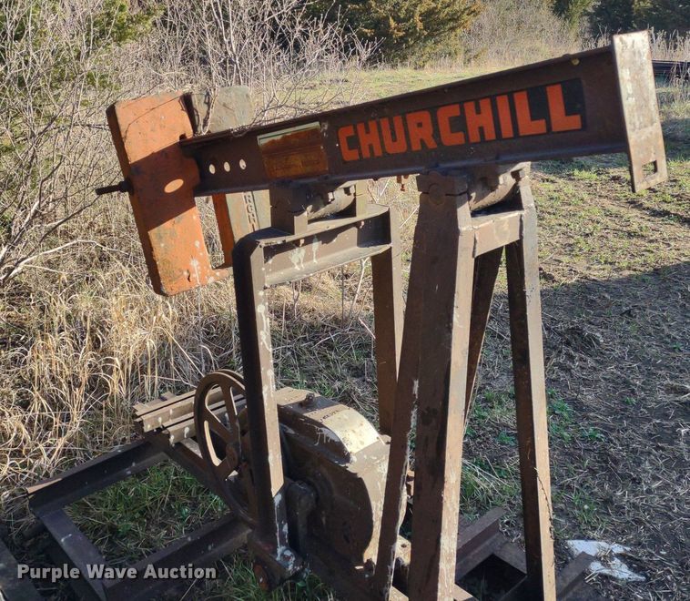 image for item DQ1627 (7) pump jacks