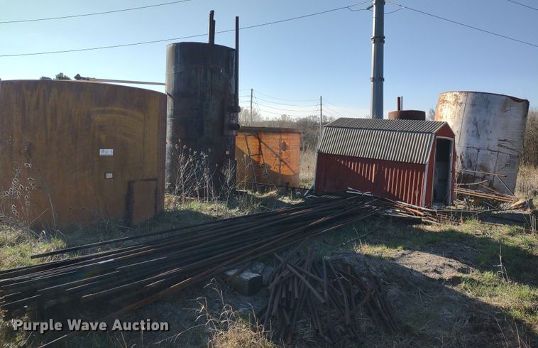 image for item DQ1628 Tanks