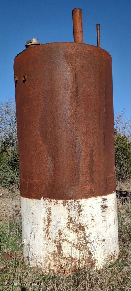 image for item DQ1628 Tanks