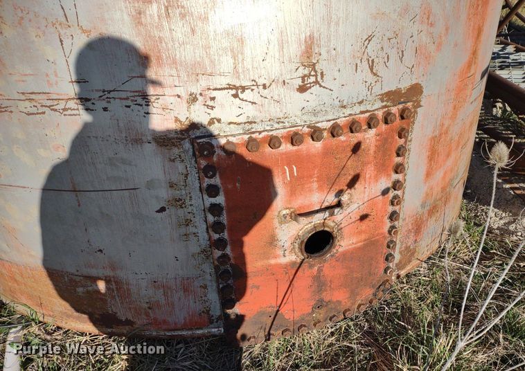 image for item DQ1628 Tanks