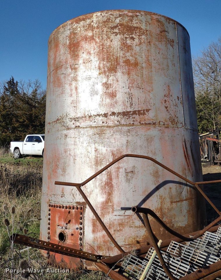 image for item DQ1628 Tanks