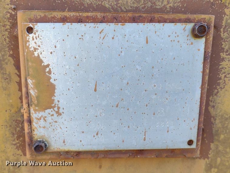 image for item DQ1628 Tanks