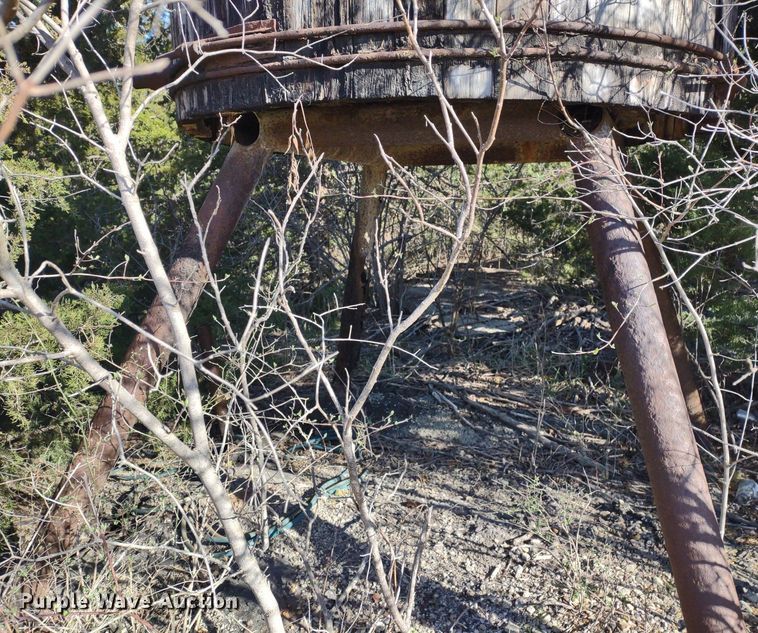 image for item DQ1628 Tanks