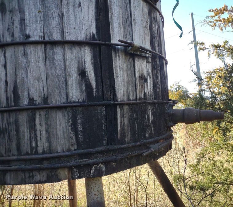 image for item DQ1628 Tanks