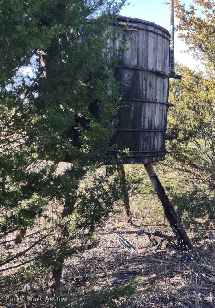 image for item DQ1628 Tanks