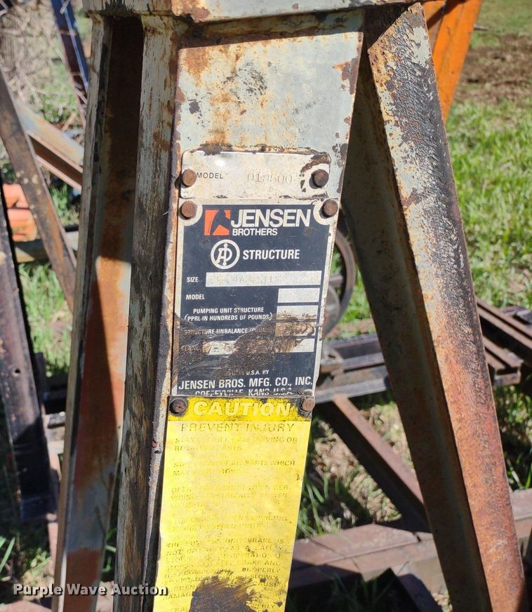 image for item DQ1629 (20) pump jacks