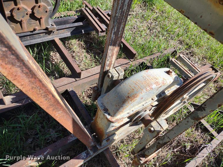 image for item DQ1629 (20) pump jacks