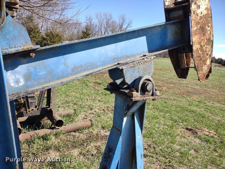 image for item DQ1629 (20) pump jacks