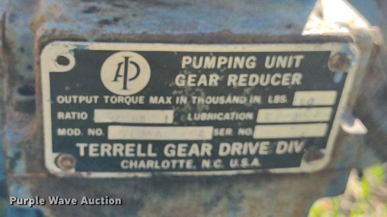 image for item DQ1629 (20) pump jacks