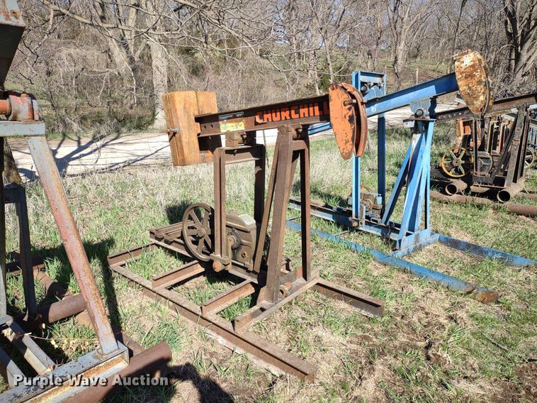 image for item DQ1629 (20) pump jacks