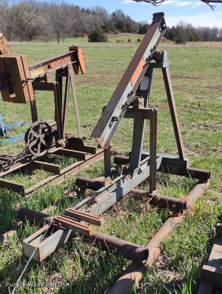 image for item DQ1629 (20) pump jacks
