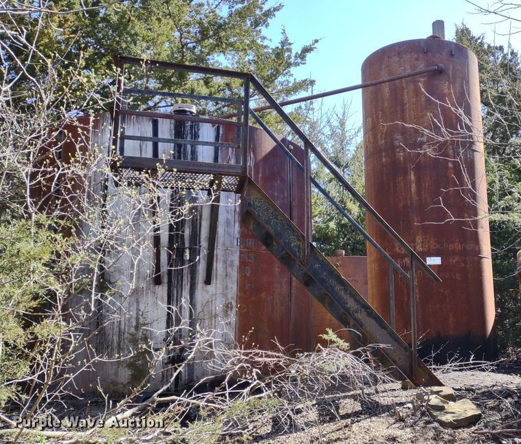 image for item DQ1630 (5) tanks