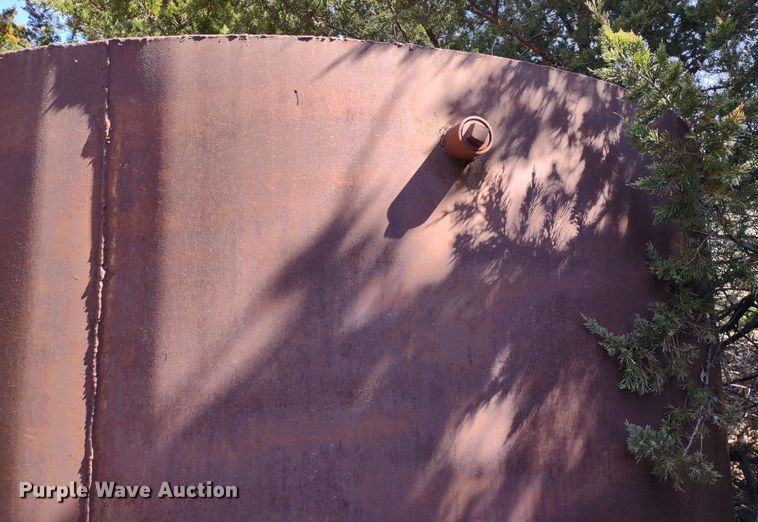 image for item DQ1630 (5) tanks