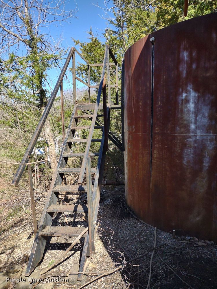 image for item DQ1630 (5) tanks