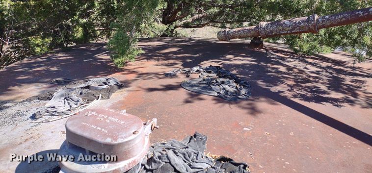 image for item DQ1630 (5) tanks