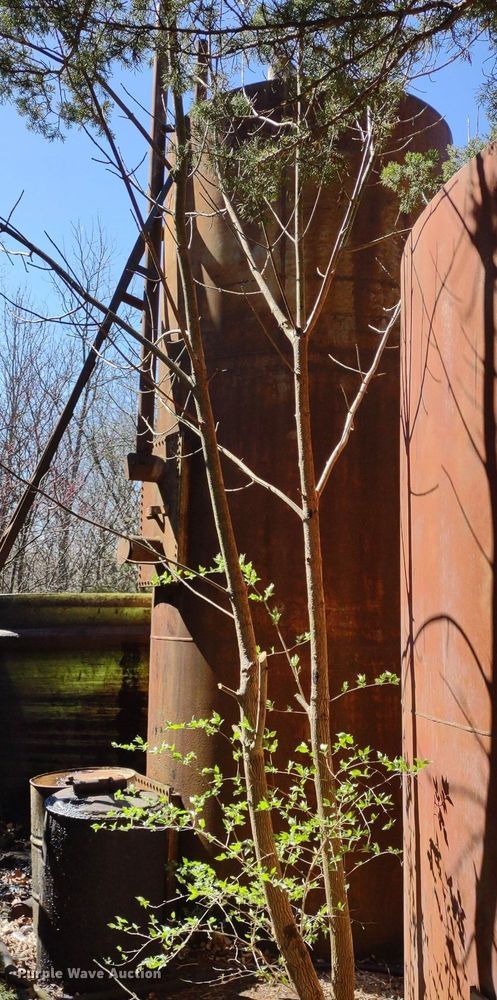 image for item DQ1630 (5) tanks