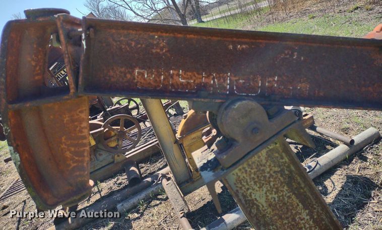 image for item DQ1631 (15) pump jacks