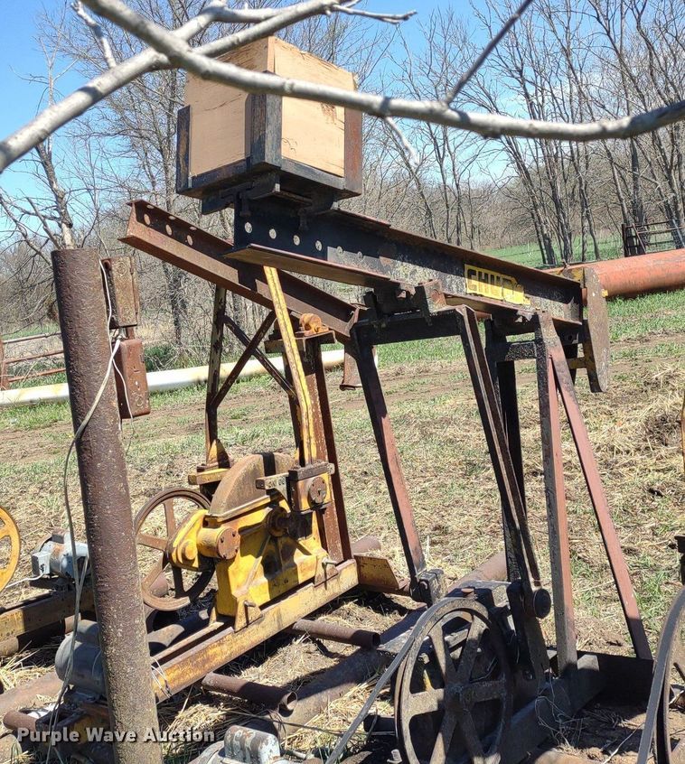 image for item DQ1631 (15) pump jacks