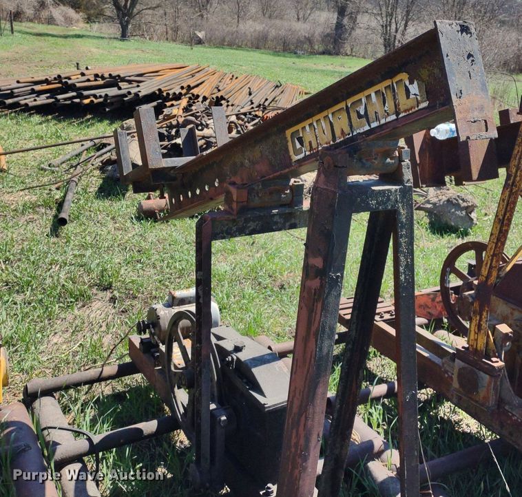 image for item DQ1631 (15) pump jacks