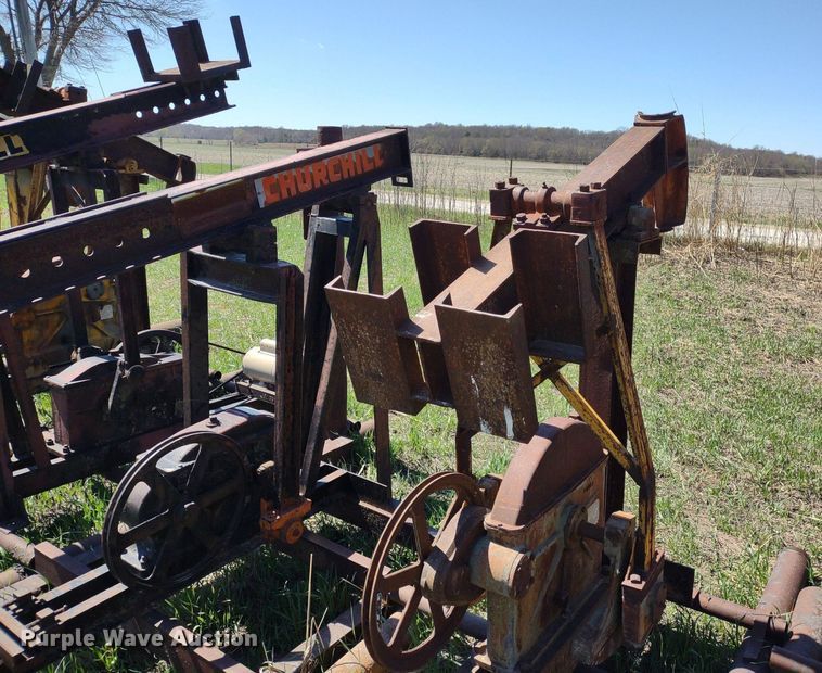 image for item DQ1631 (15) pump jacks