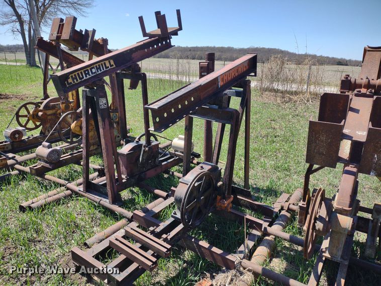 image for item DQ1631 (15) pump jacks