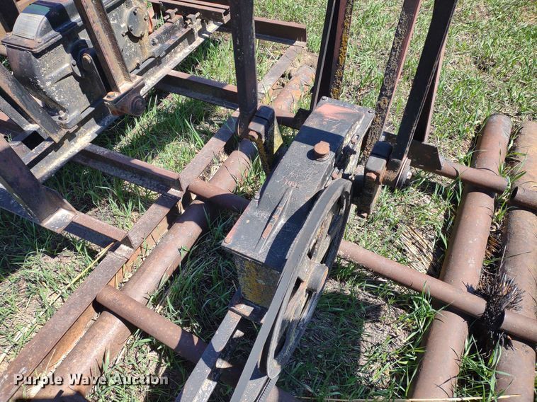 image for item DQ1631 (15) pump jacks