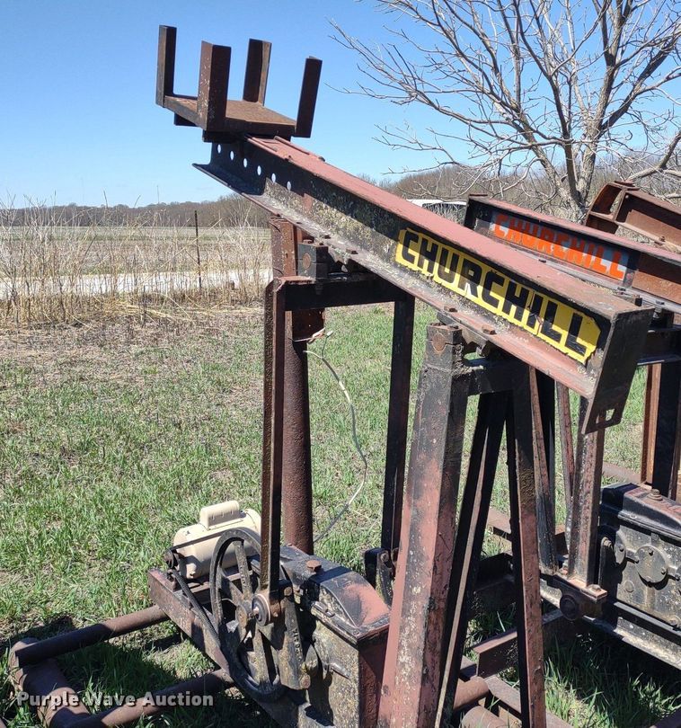 image for item DQ1631 (15) pump jacks