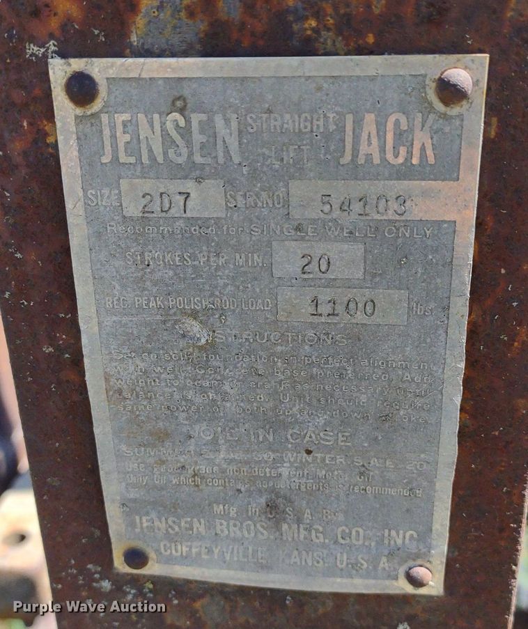 image for item DQ1631 (15) pump jacks