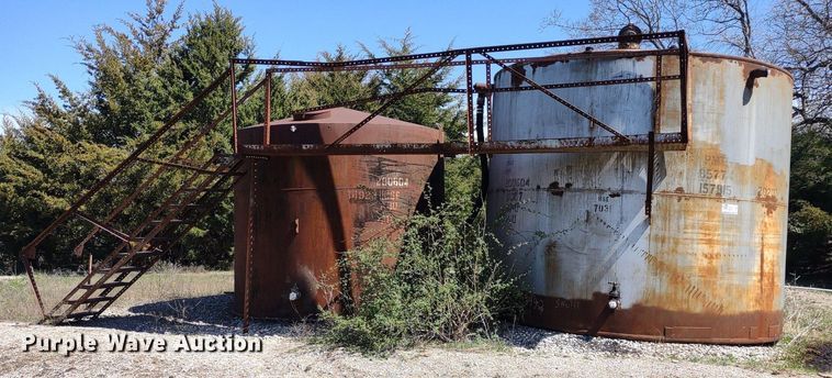 image for item DQ1632 (8) tanks